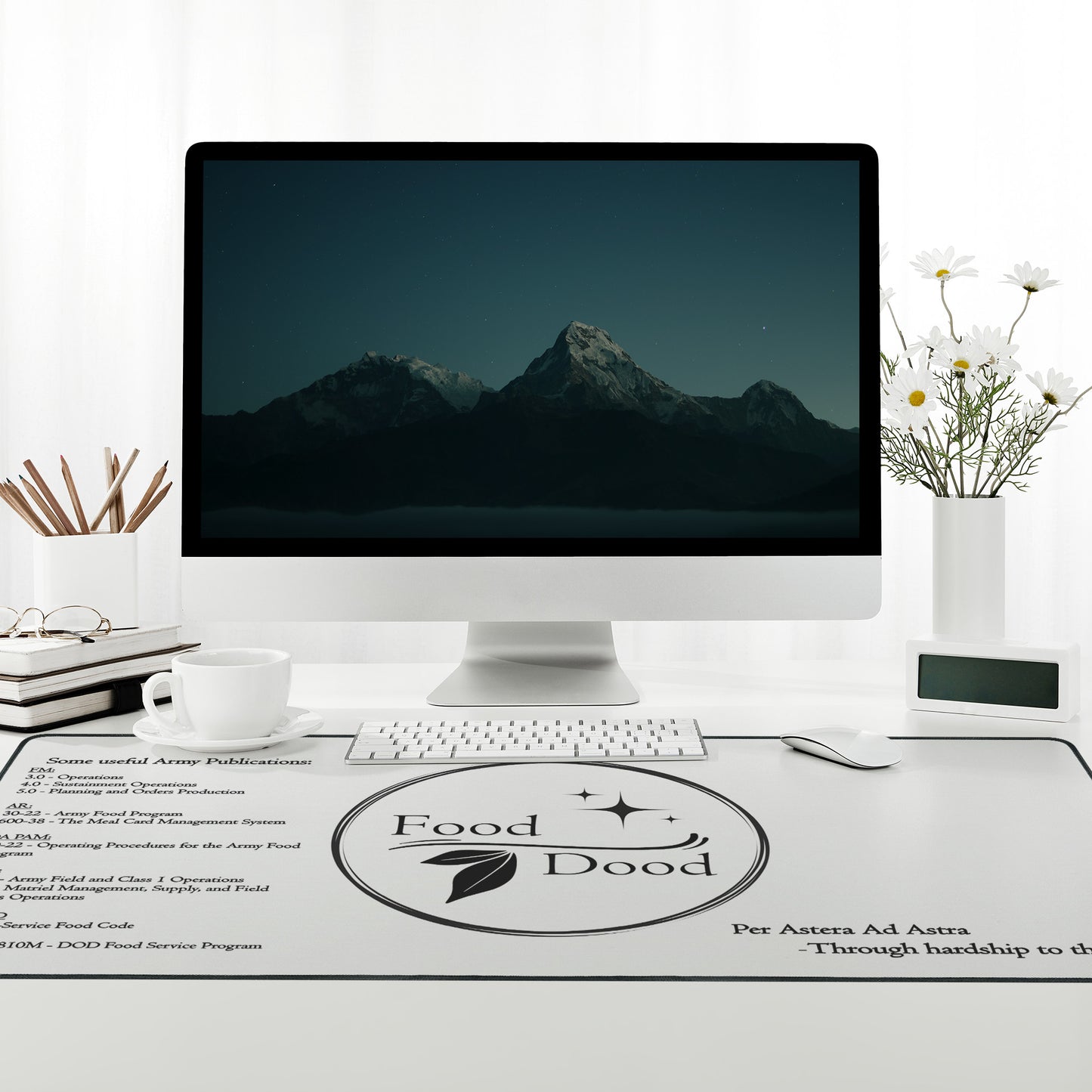 Food Dood Desk Mat, XL White
